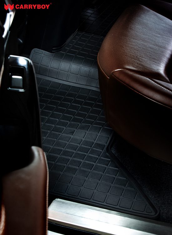 Carryboy Latex Car Floor Mats - Isuzu D-Max Double Cab - Image 3